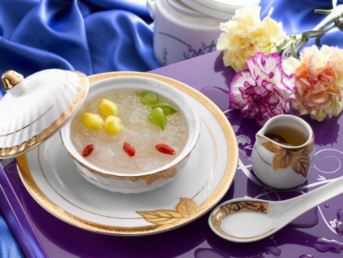Những ai nên dùng yến tươi chưng sẵn vị không đường