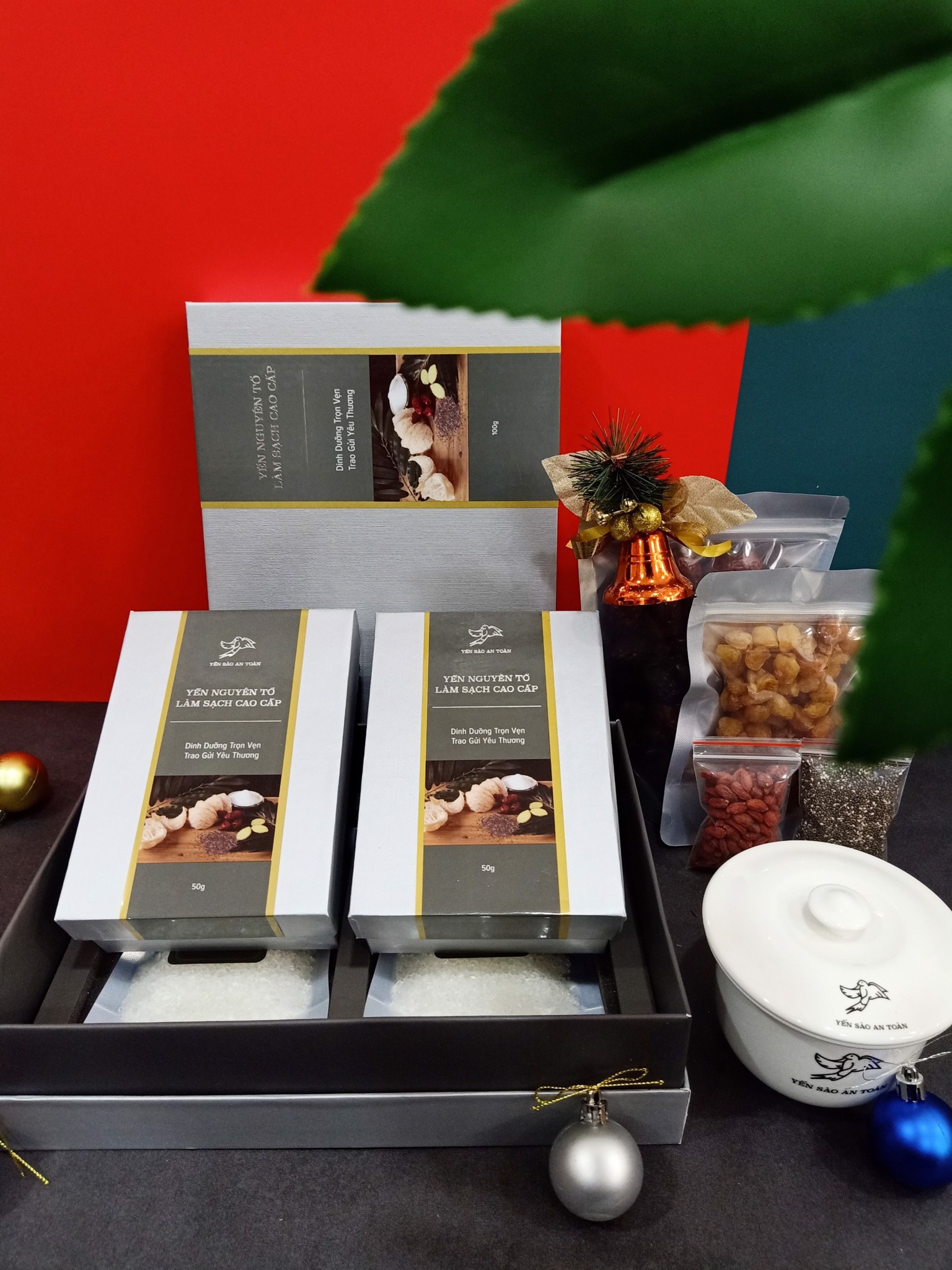 Yến tươi chưng và nước yến loại nào tốt hơn?