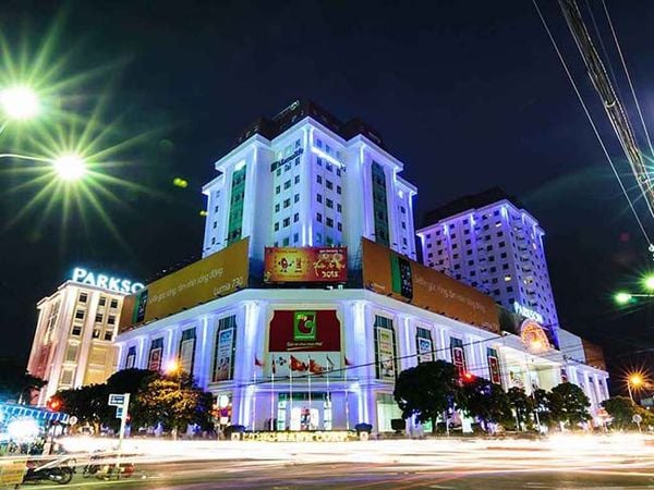 Trung tâm thương mại của thành phố