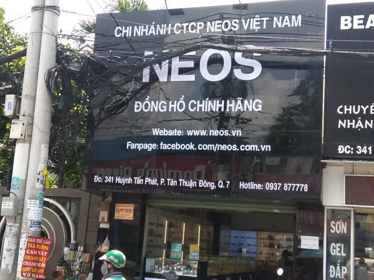 Hàng nghìn chiếc đồng hồ giả, nhái thương hiệu tại chợ Bến Thành