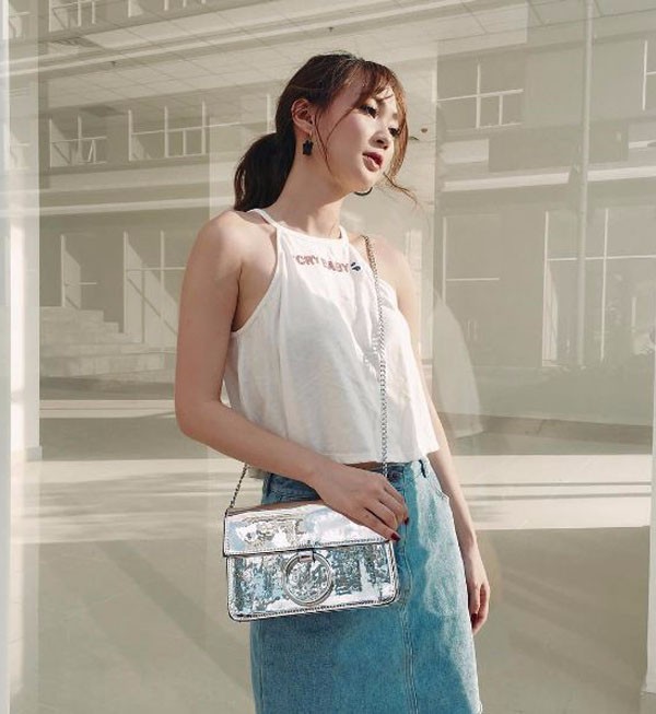 Street style đời thường đa phong cách của hot girl Việt - Ảnh 16