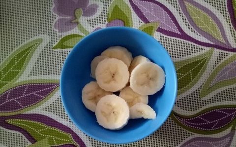 Cách làm mềm tóc bằng mặt nạ Chuối