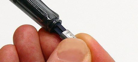 Cách thay ngòi bút LAMY