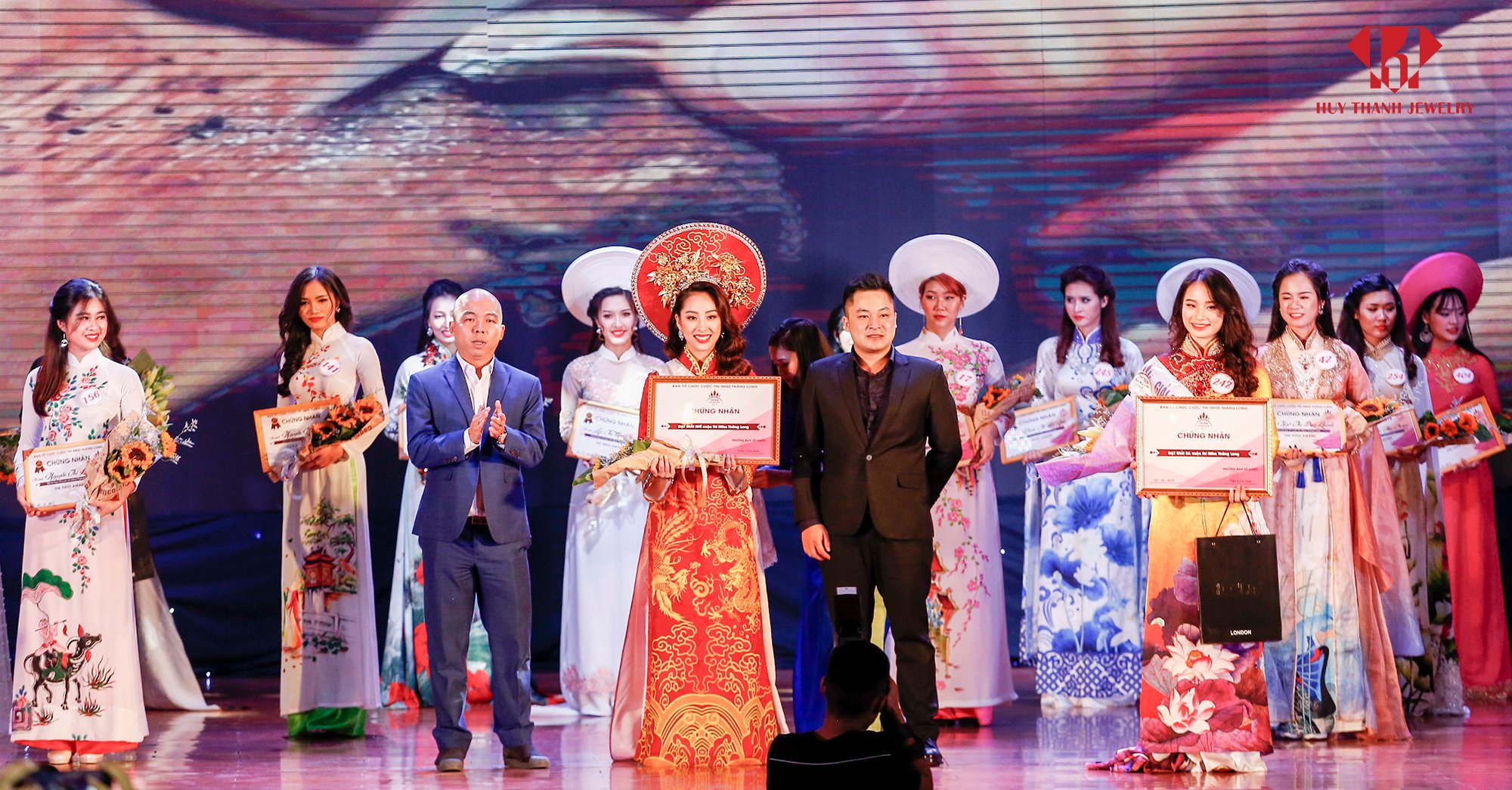 Huy Thanh Jewelry đồng hành cùng Imiss Thăng Long 2017