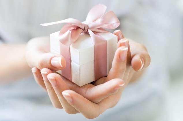 Tặng quà Valentine gì ý nghĩa cho chồng yêu 2019?