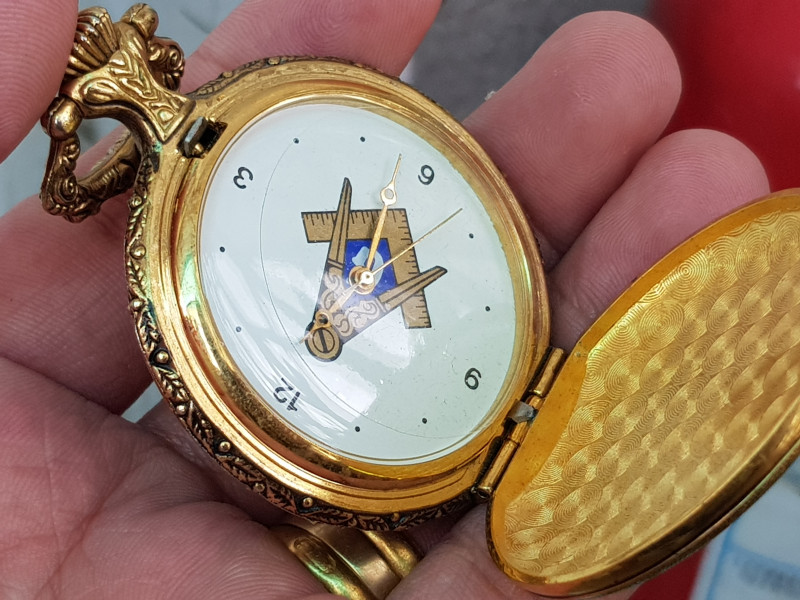 đồng hồ quả quýt masonic