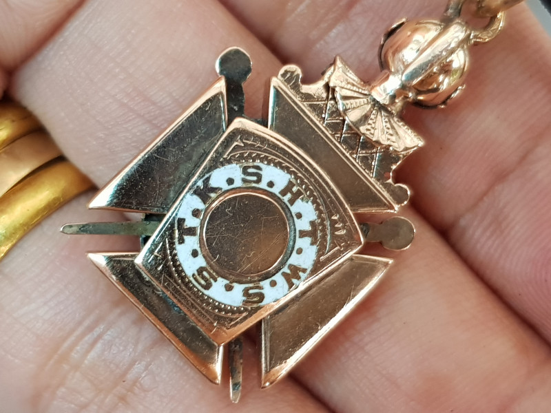 mặt dây chuyền dấu ấn thánh Masonic vàng 10k