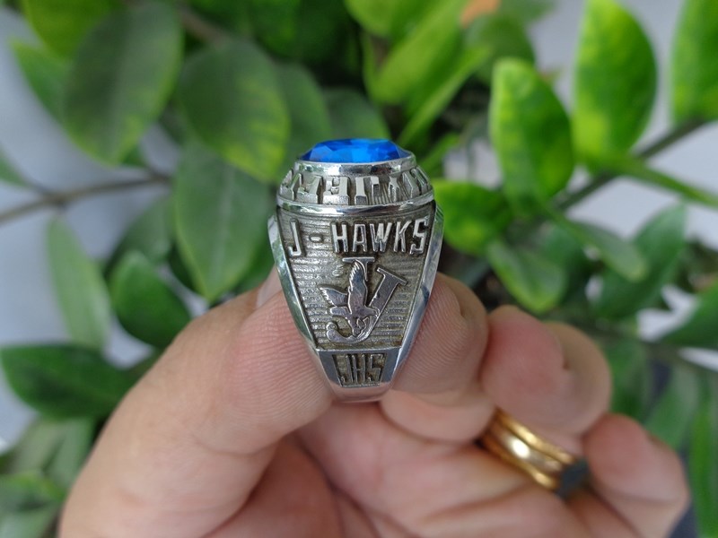 nhẫn mỹ hợp kim ultrium