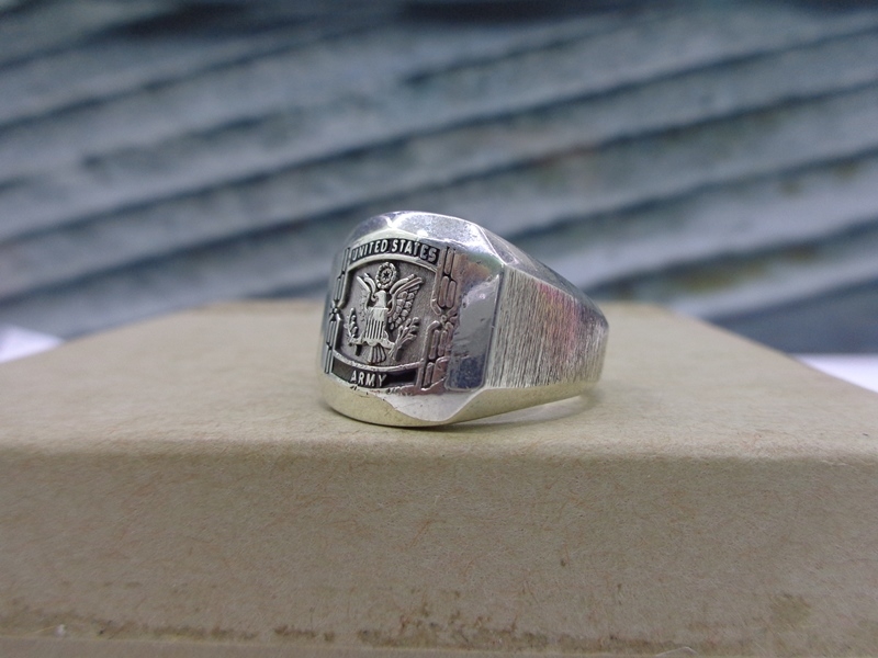 nhẫn mỹ kiểu army