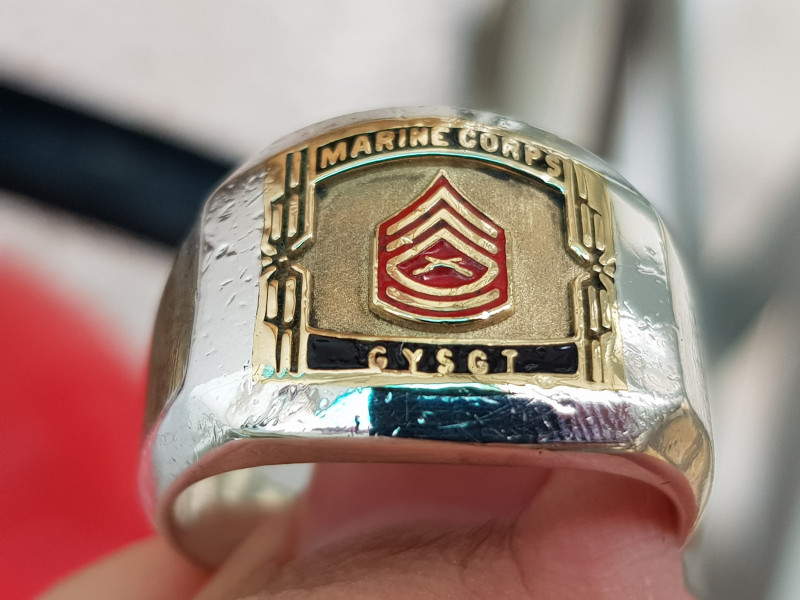 nhẫn mỹ thủy quân lục chiến bạc xưa vàng 14k