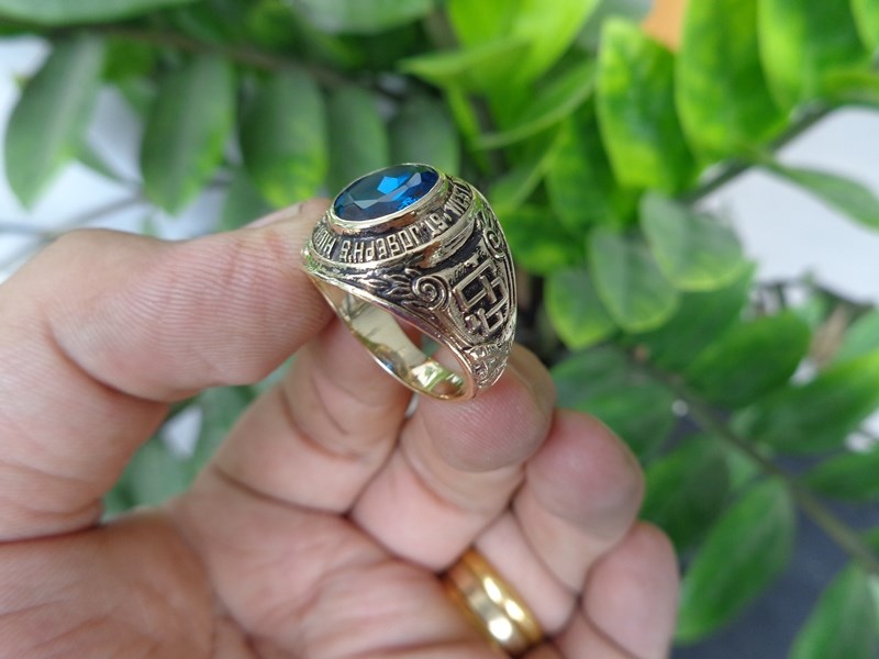 nhẫn mỹ dòng thánh