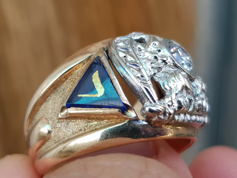 nhẫn mỹ xưa Masonic vàng 10k xoàn Moisante