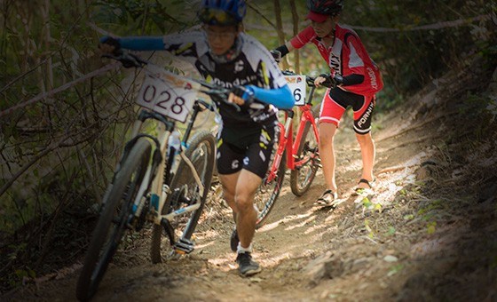 Những tay đua chân dép tại Vietnam MTB Series 2016