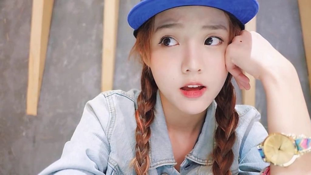 Tips: Những Thủ Thuật Trang Điểm Tự Nhiên Đơn Giản Trông Bạn Xinh Hơn