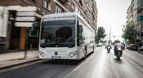 Mercedes-Benz giới thiệu chiếc xe buýt điện Citaro chạy trong thành phố vào năm 2018