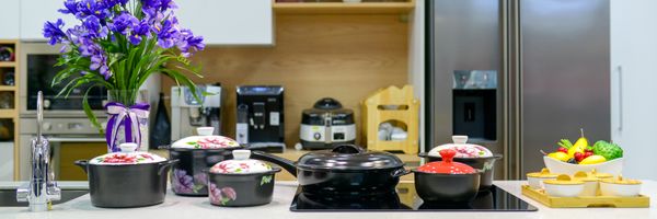 TẠI SAO NÊN SỬ DỤNG ĐỒ MEN SỨ TRONG NẤU ĂN