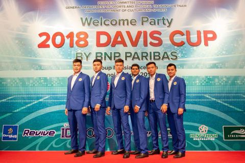 Các thành viên Team HEAD đã cùng đội tuyển Davis Cup Việt Nam thăng hạng lên nhóm II