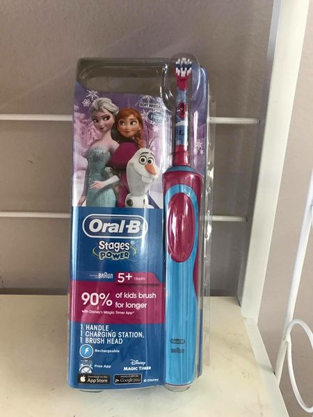 Bàn chải điện cho bé ORAL-B BRAUN staget power Disney hình công chúa