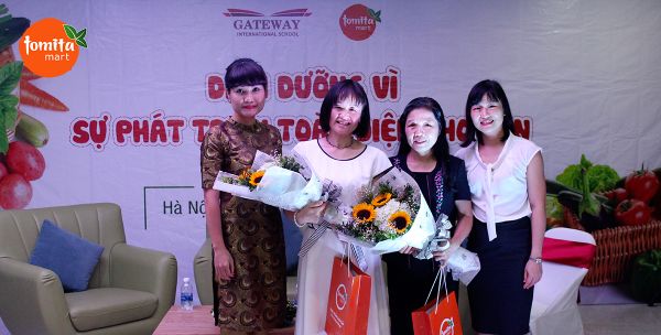 Tomita Mart phối hợp với trường PTLC Quốc tế Gateway tổ chức thành công hội thảo dinh dưỡng cho phụ huynh có con ở lứa tuổi tiểu học