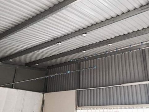 Giàn phơi thông minh có lắp được trên trần mái tôn không?