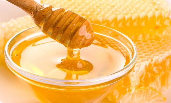 Những lợi ích tuyệt vời không ngờ từ mật ong
