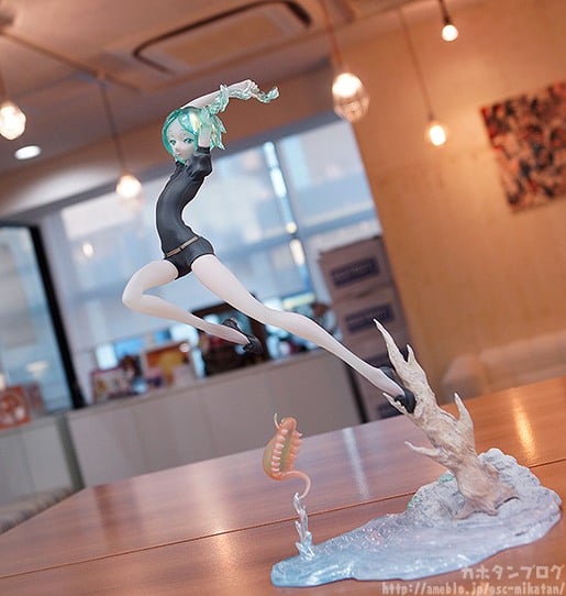 Giới thiệu Phosphophyllite (Land of the Lustrous)