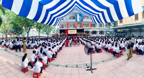 Lễ khai giảng nhanh gọn mà vui tươi