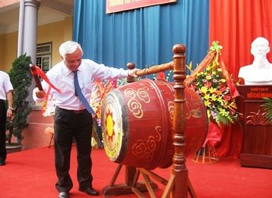 Trống Trường Học