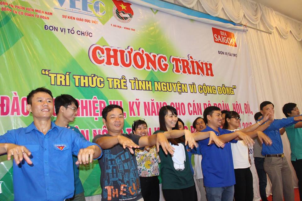 PGS. TS Hà Thanh Việt cố vấn chương trình trí thức trẻ vì cộng đồng