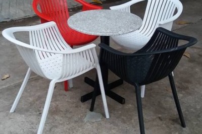 Những ưu điểm nổi bật của bàn ghế nhựa
