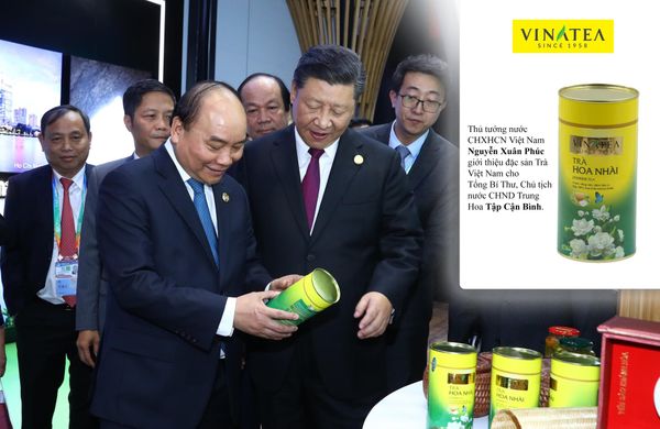 Thủ tướng Nguyễn Xuân Phúc giới thiệu đặc sản trà Việt Nam cho Tổng Bí Thư, Chủ tịch nước CHND Trung Hoa - Tập Cận Bình