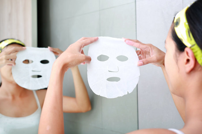 Hướng dẫn] Cách sử dụng mặt nạ giấy đúng cách hiệu quả nhất – DHC Việt Nam
