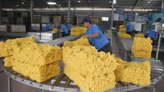 Rubber industry faces falling export price