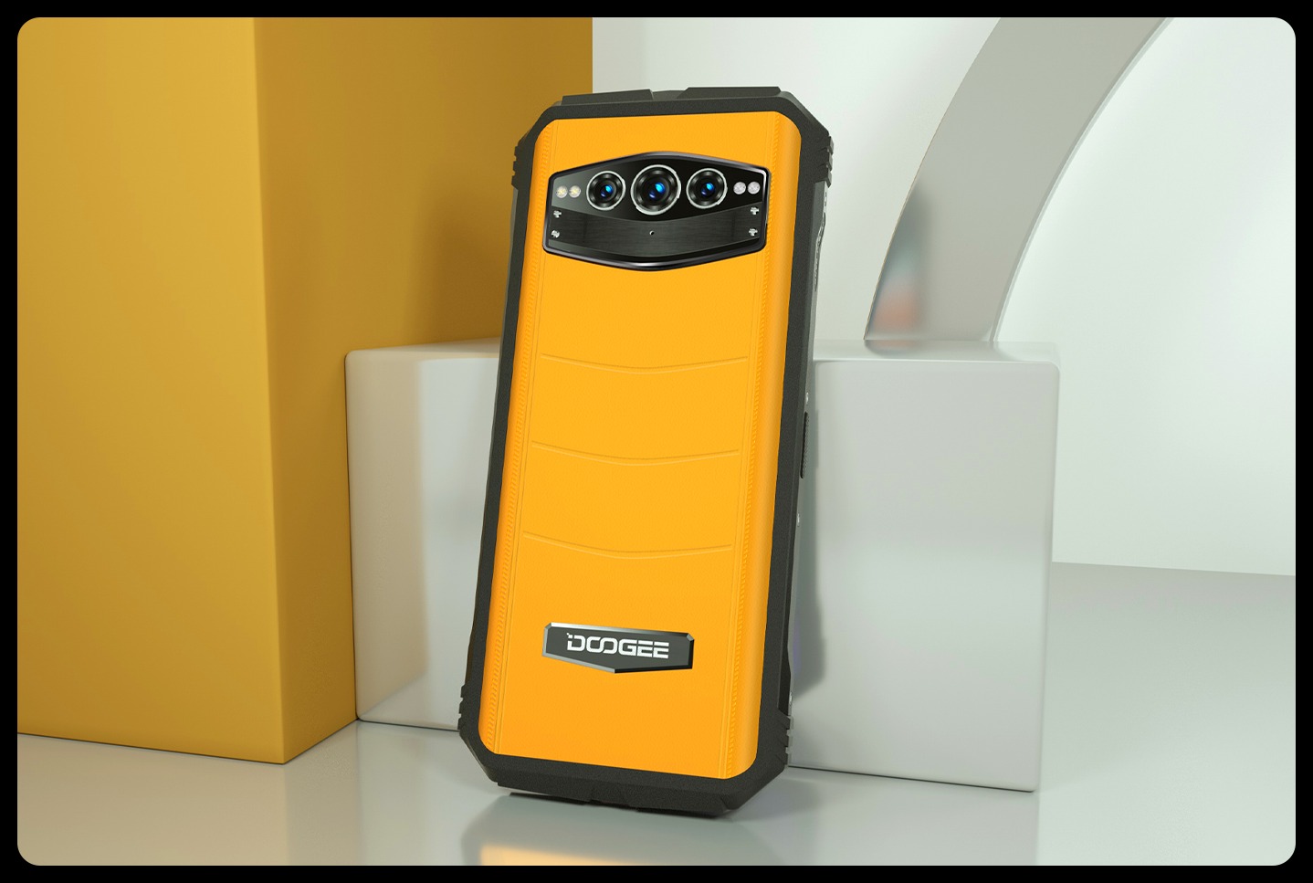 Doogee S100 - Màu vàng điện tử - Sài Gòn Phone