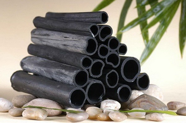 5 TÁC DỤNG TUYỆT VỜI CỦA THAN HOẠT TÍNH ĐỐI VỚI LÀN DA