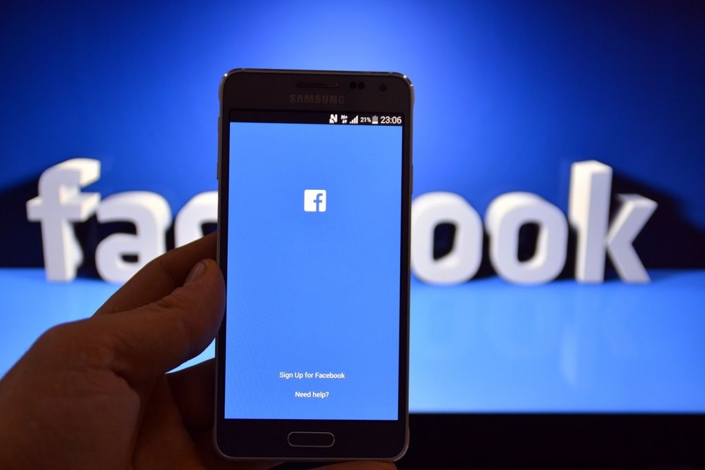 Facebook đang lưu giữ thông tin gì của người dùng?