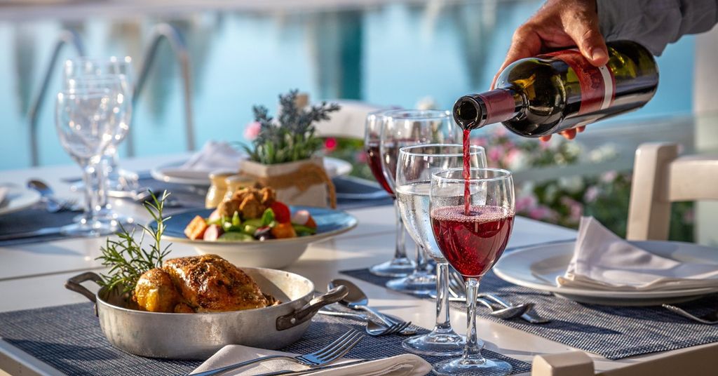 Làm gì để tăng doanh thu cửa hàng F&B ngay từ bây giờ?