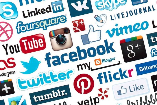 Social media là gì?