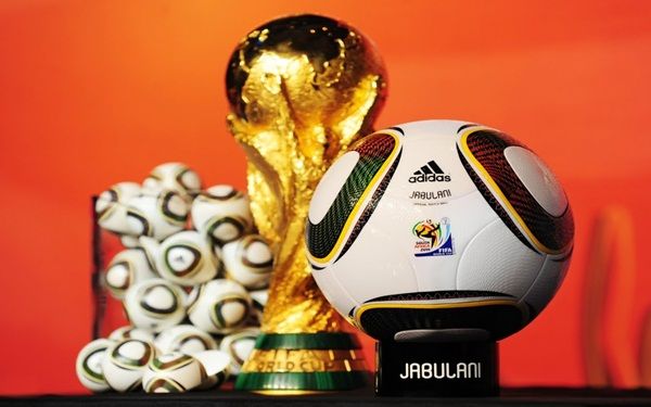 Kinh doanh mùa World Cup: làm gì để kiếm đậm?