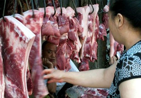 Vào cuộc giải cứu: Người Việt ưu tiên dùng thịt lợn Việt