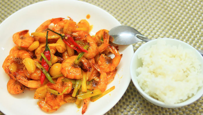 Bật mí cách làm tôm đất rim thơm ngon, cực chuẩn ngay tại nhà