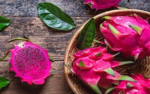 Why do Red dragon fruits intended to be exported to Japan have to be sold at the market?