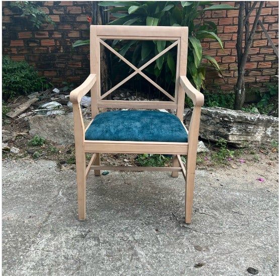 ghế gỗ chữ x vuông