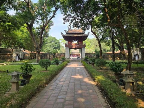 Văn miếu Quốc tử giám Hà Nội