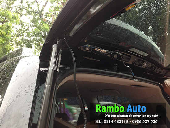 Độ mở cốp điện cho xe Landcruiser V8 uy tín ở Hà Nội
