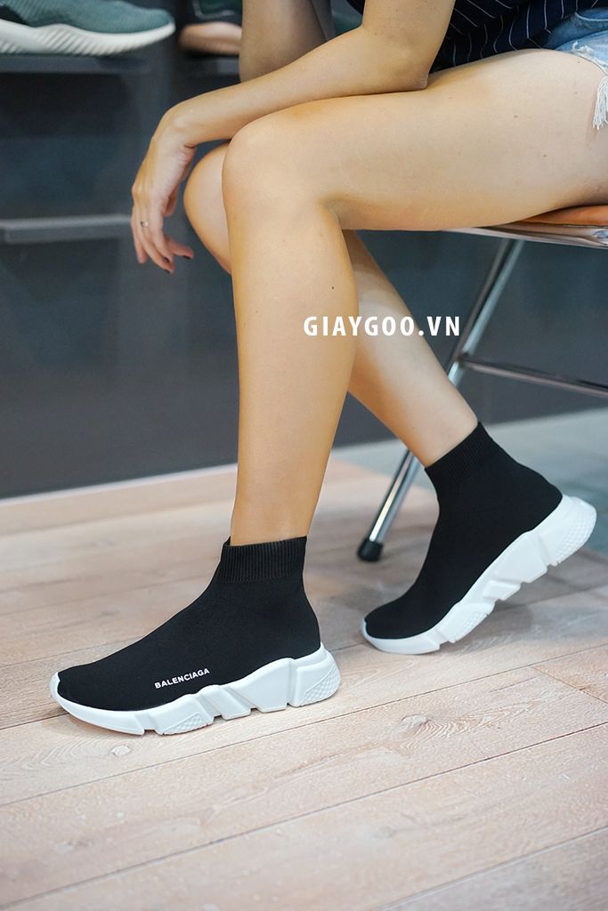 giày balenciaga speed trainer