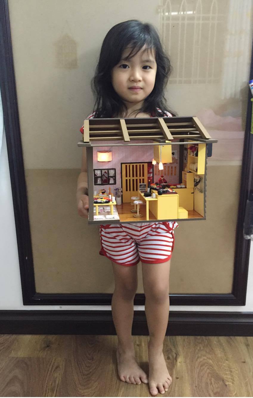 nhà búp bê bằng gỗ an toàn cho bé