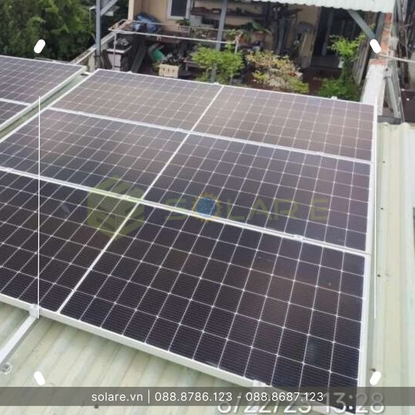 Hệ thống điện mặt trời không lưu trữ 6 tấm (3,33kWp) tại quận 9