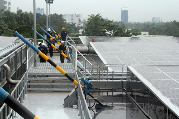 Vận hành nhà máy xử lý nước thải sử dụng năng lượng mặt trời đầu tiên ở TP.HCM