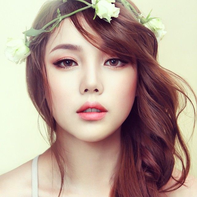 MAKEUP liên tục là vậy nhưng da Pony vẫn đẹp ngời ngời nhờ quy trình dưỡng da đơn giản này